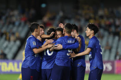2球領(lǐng)先遭絕平！亞冠-于漢超傳射 申花2-2中央海岸水手