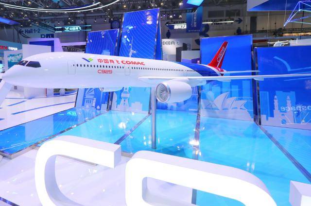 C929客機全球首家意向用戶，簽了！