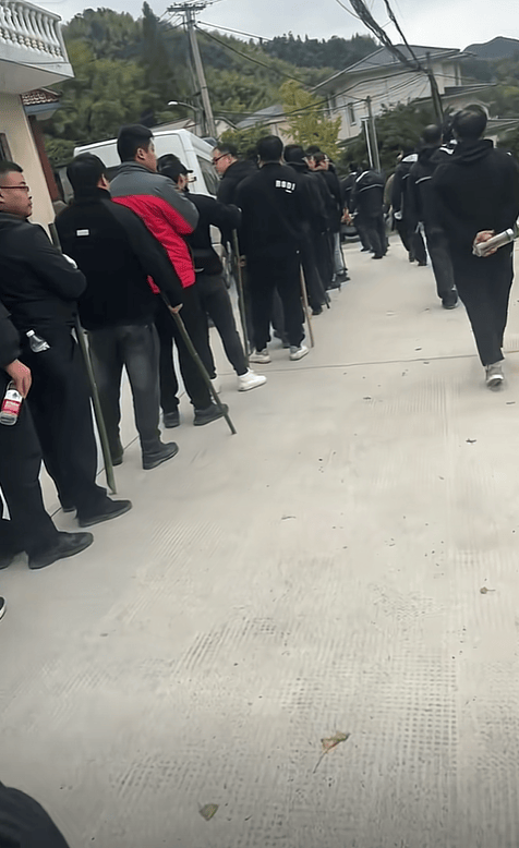 浙江諸暨重大刑案54歲徐一平在逃，警方懸賞3萬追兇！村民：他殺妻并碎尸