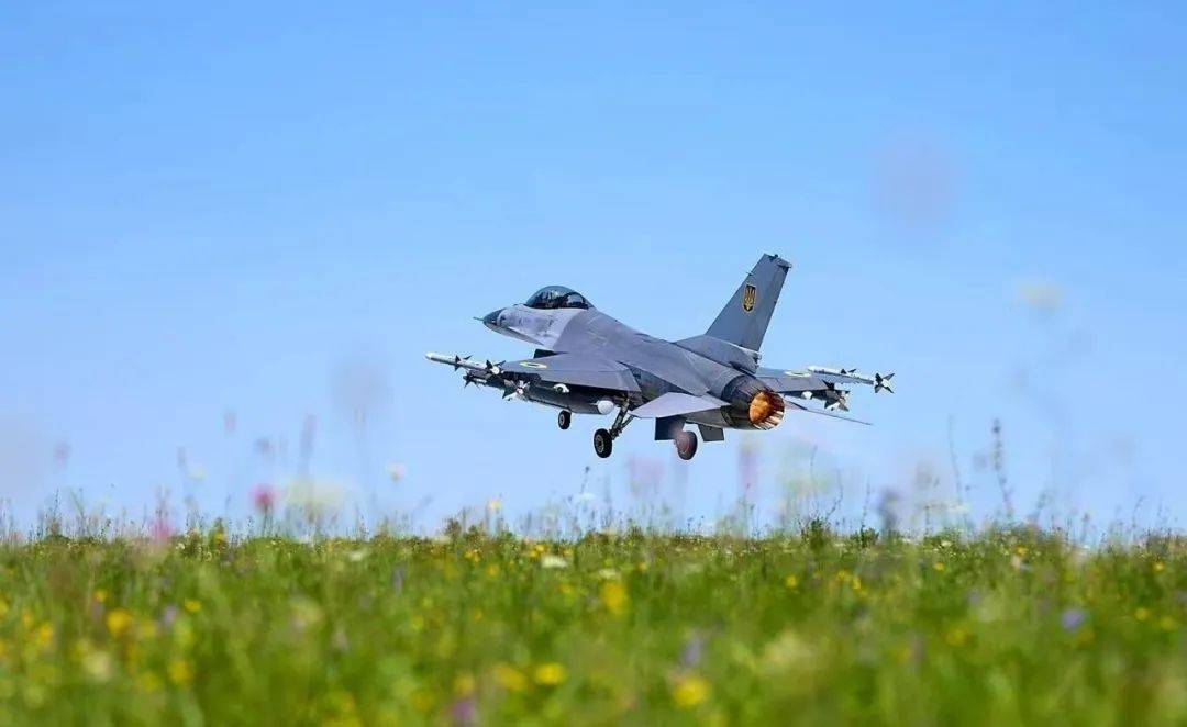 烏克蘭F-16戰(zhàn)機隱秘消失之謎：空中力量如何成俄烏沖突的神秘變量？