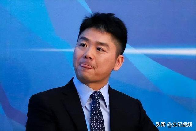 坐擁742億，卻救不了43歲妹妹！把外甥當(dāng)親子，一年給100萬(wàn)撫養(yǎng)費(fèi)