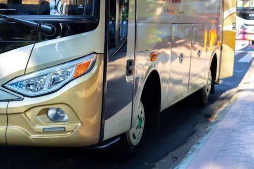 公交車，越變越??？