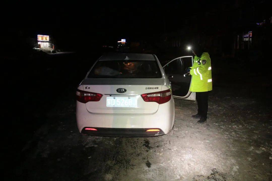 內(nèi)蒙古：“砰”的一聲巨響，轎車撞上了行人！悲劇發(fā)生只因司機(jī)的一個行為……
