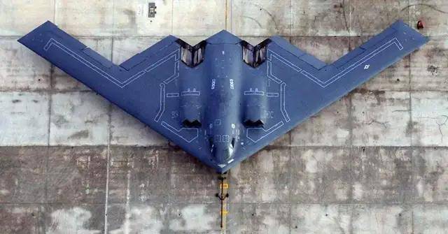 空軍副司令：轟-20很快了！網(wǎng)友：殲-36都來(lái)了，轟-20還要多久？