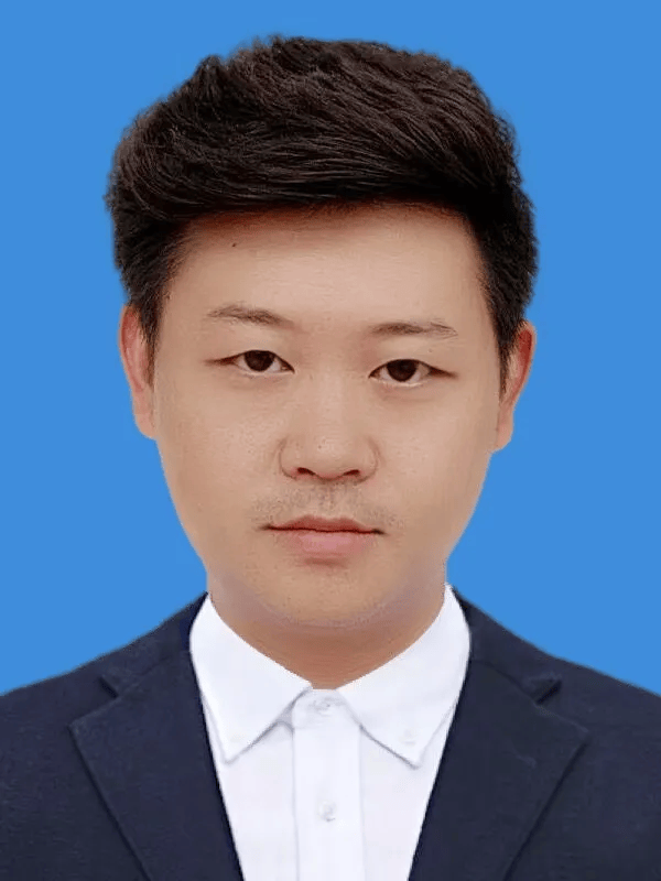 生于1989年，李偉涉嫌嚴(yán)重違紀(jì)違法