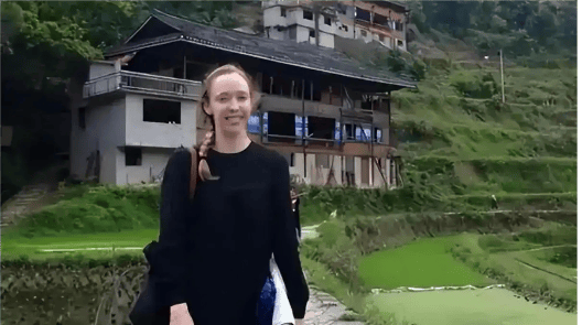“反華妖女”破防！因?yàn)榻鹬?年720億不給了，曝光美國反華老底！
