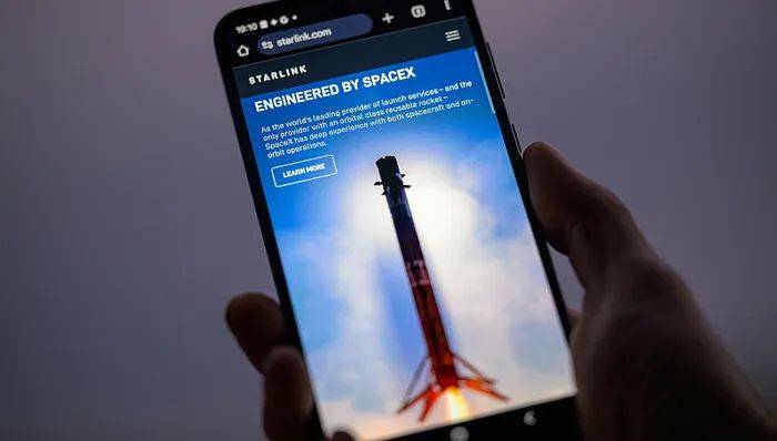 曝蘋果與馬斯克發(fā)生沖突，蘋果與SpaceX正爭奪供應(yīng)有限的頻譜使用權(quán)