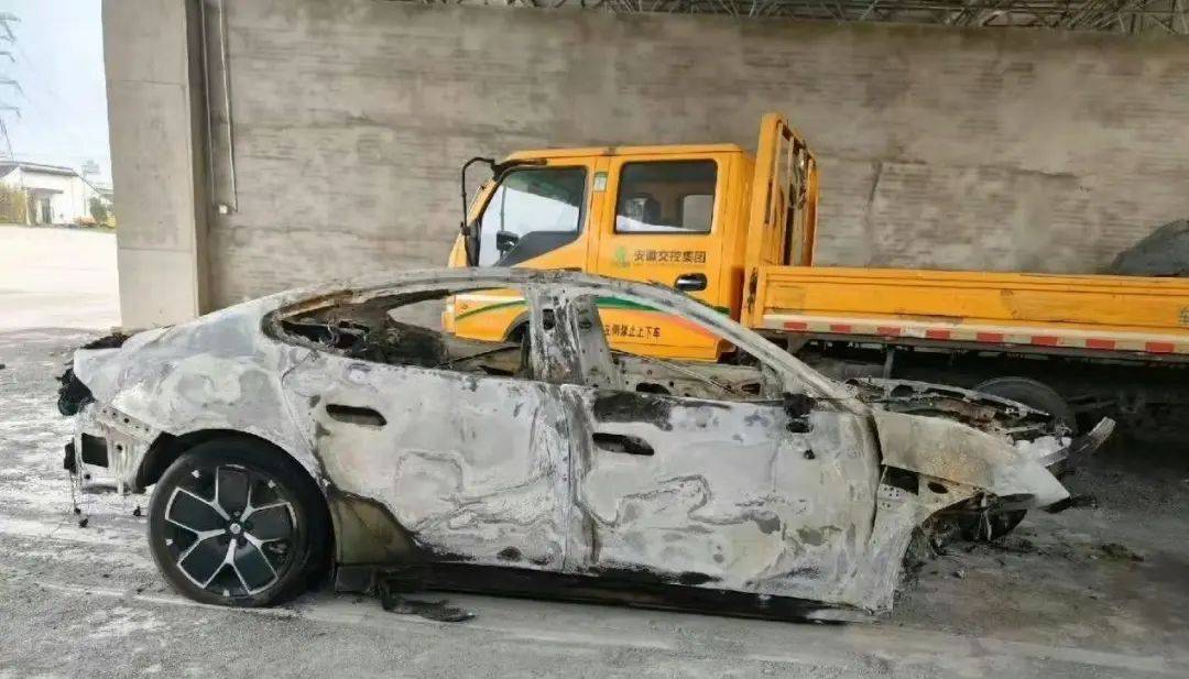 “人活活燒沒了”熱傳！小米汽車，剛剛回應(yīng)