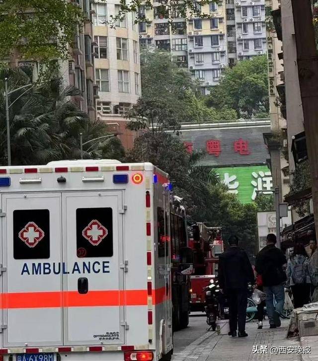 “整棟樓震了一下”！ 15歲男孩在家做實驗引發(fā)爆炸