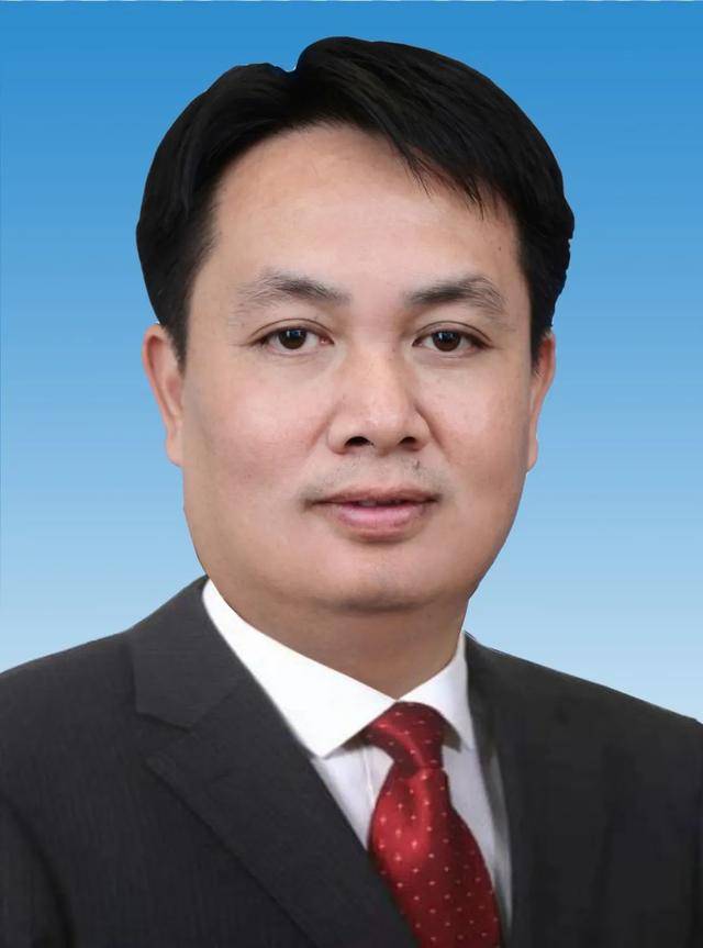 4位干部（擬）任正廳級新職，他已任江西援疆前指總指揮
