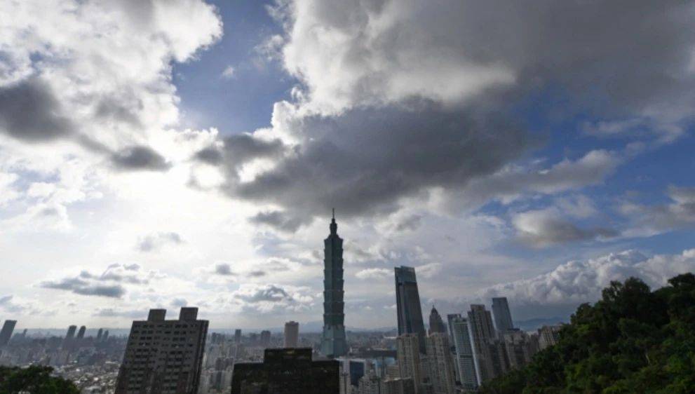 兩岸統(tǒng)一大局已定！關(guān)鍵時(shí)刻，國(guó)臺(tái)辦雷霆出手，臺(tái)獨(dú)分子已無(wú)路可退