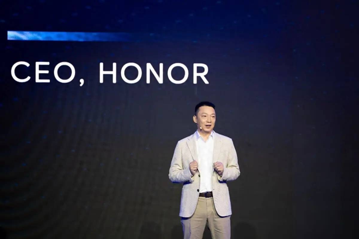 被安兔兔怒斥的榮耀，出貨量已跌到中國第六，李健能逆轉(zhuǎn)頹勢嗎？