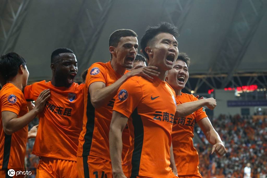 神奇！中超-17分鐘3球大逆轉(zhuǎn) 云南3-2送泰山4輪不勝