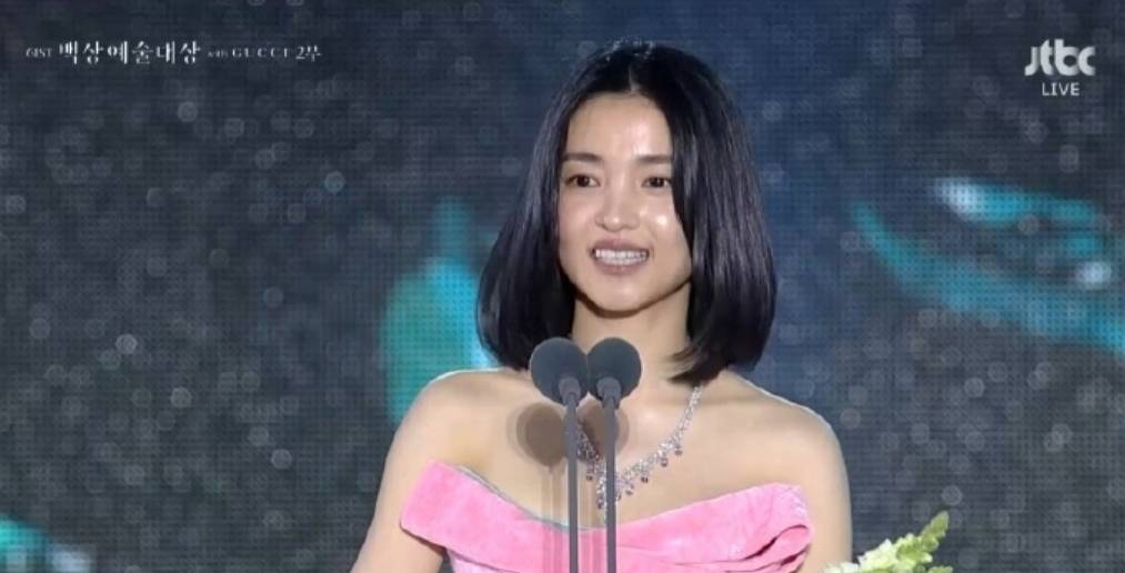 第61屆百想藝術(shù)大賞完整獎單公開！朱智勛金泰梨曹政奭全度妍獲獎