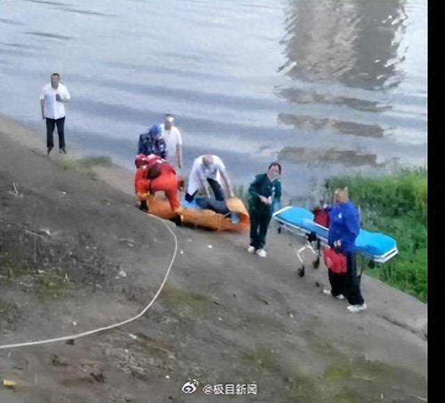 四川一特斯拉墜河駕駛?cè)松硗觯槿耸堪l(fā)聲