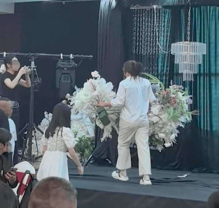 婚禮儀式前婚慶公司撤場？新郎稱對方未履行合同，公司稱被要求離場后仍給予配合 律師分析