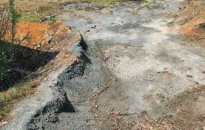 河南洛陽新安縣煤渣傾倒耕地：多年難恢復，為何至今未解決？