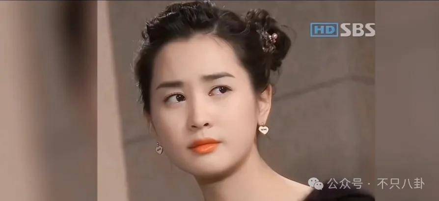 自曝與丈夫經(jīng)常吵架？但怎么感覺她是在變相秀恩愛呢！