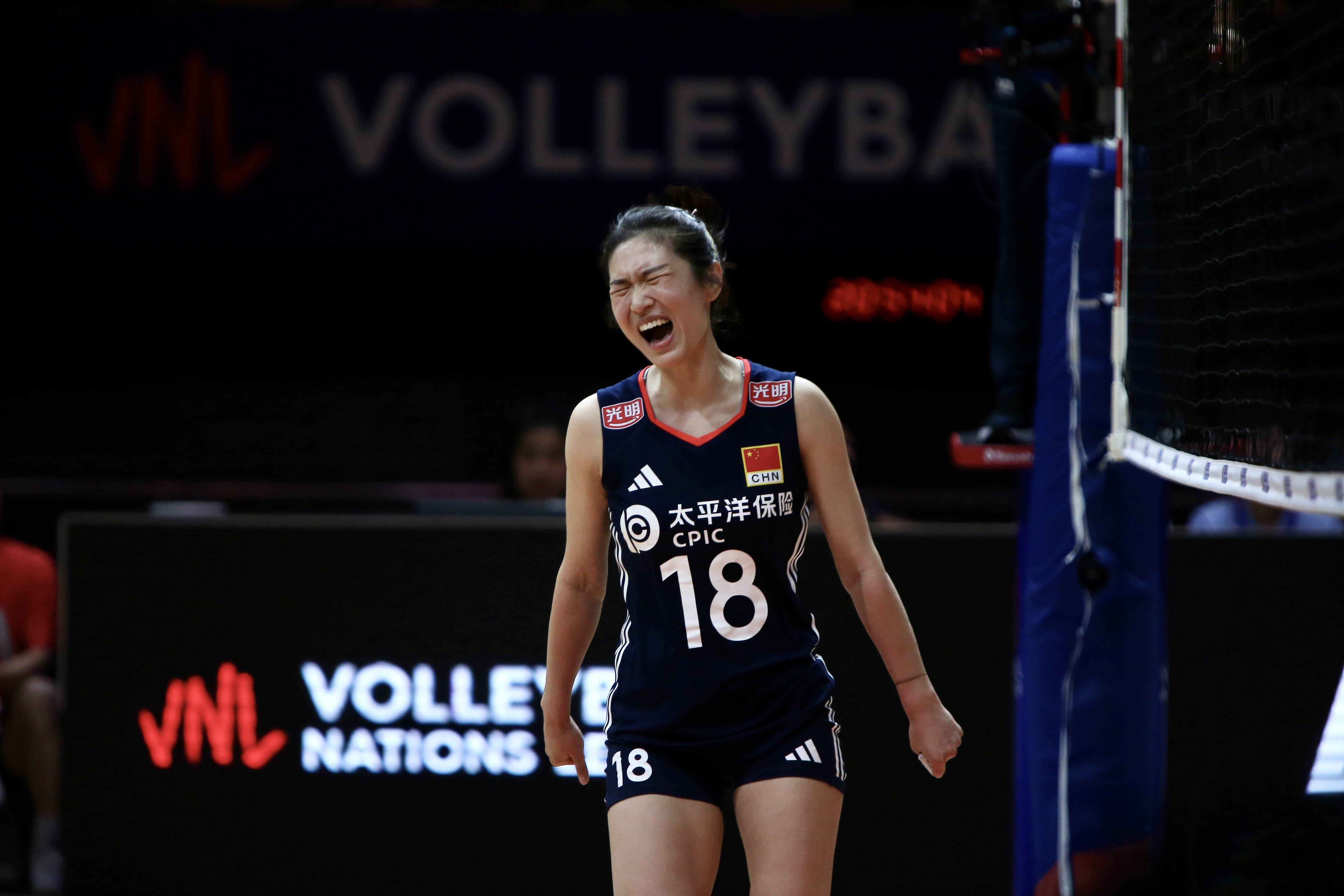 新周期開(kāi)門紅！女排世聯(lián)賽-中國(guó)3-0橫掃比利時(shí) 吳夢(mèng)潔18分
