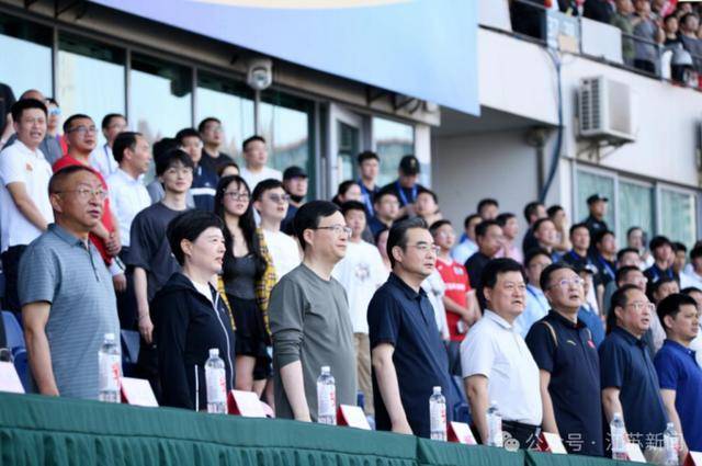 南京市市長、淮安市委書記現(xiàn)場觀看“蘇超”，鎮(zhèn)江市市長“探班”球員