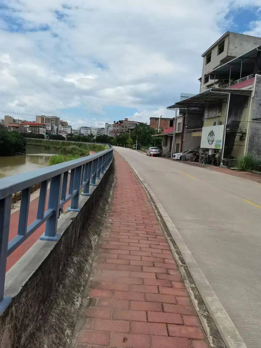 男子酒后遇查車(chē)跳河溺亡，妻子索賠超200萬(wàn)，法院判了