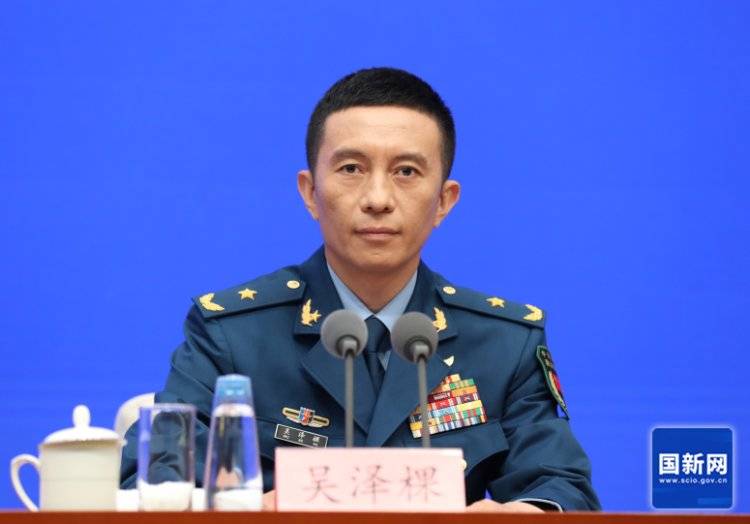 閱兵式所有參閱裝備有三大特點(diǎn)，均為國(guó)產(chǎn)現(xiàn)役主戰(zhàn)裝備