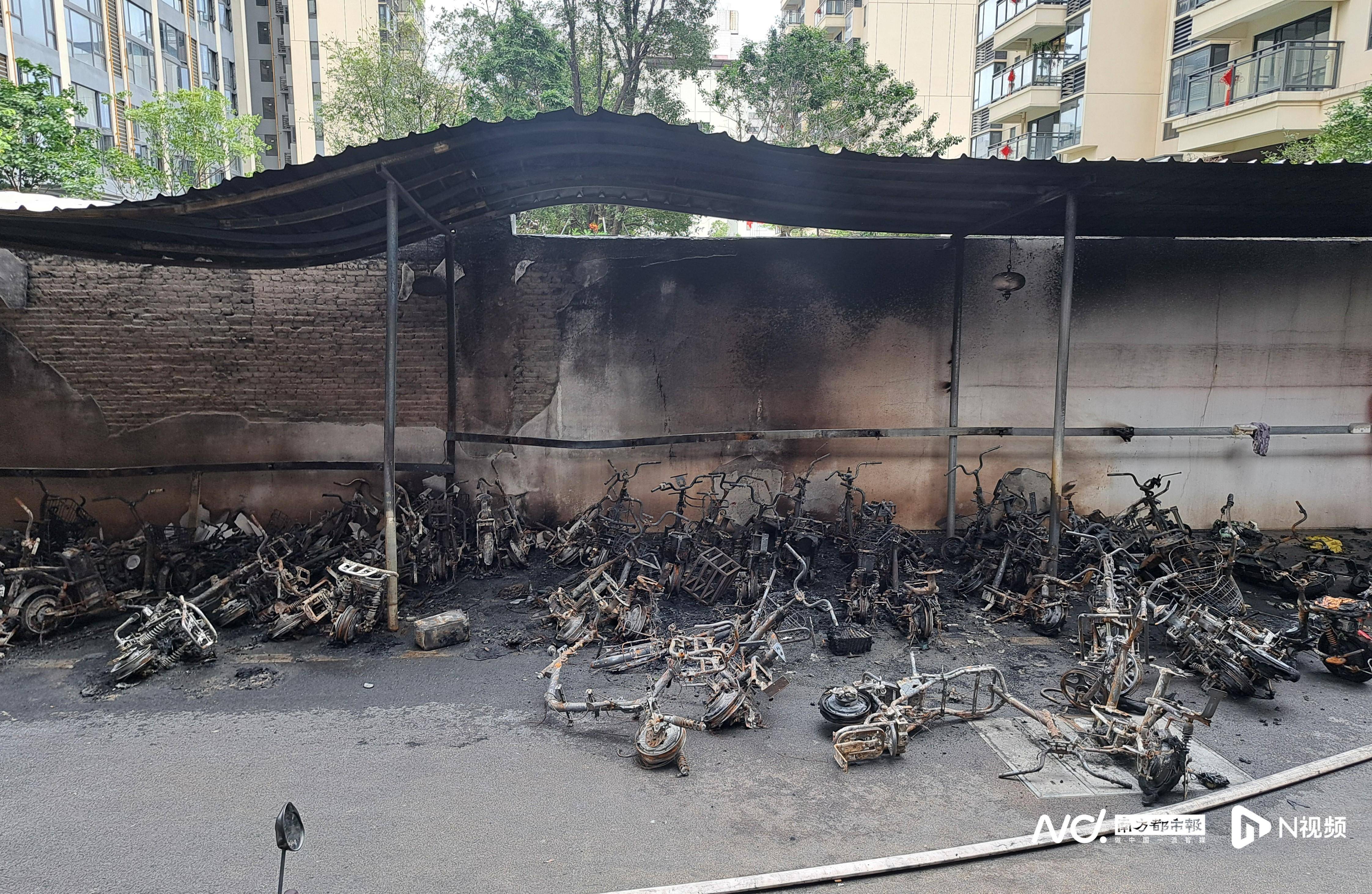 東莞一小區(qū)逾百輛電動(dòng)自行車燒毀！住戶睡夢(mèng)中被叫醒撤離逃生