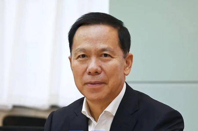 中紀(jì)委周末打虎，劉紹勇落馬！59歲省委常委任上被查，2個(gè)“老虎”被判死緩