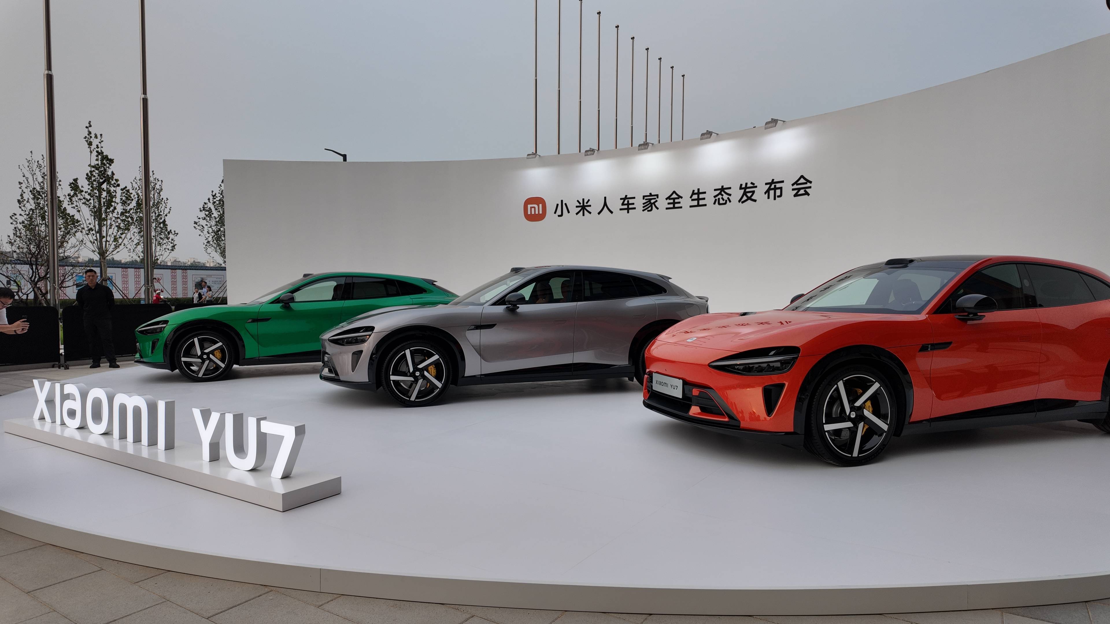 小米YU7上市72小時：“鎖單+1”刷屏工作群，提車時間最長超一年，雷軍直面“產(chǎn)能挑戰(zhàn)”？