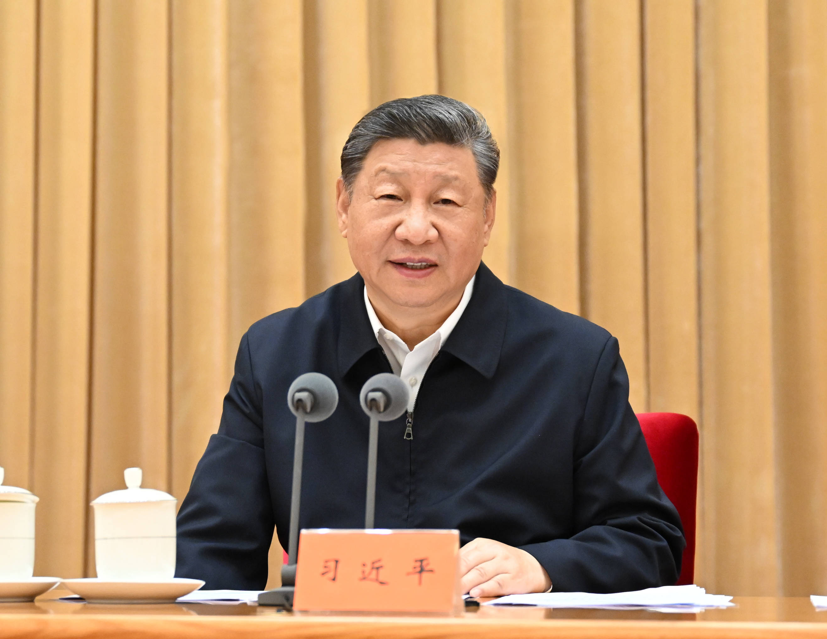 微觀察｜“有些事要打攻堅戰(zhàn)，有些事要久久為功”