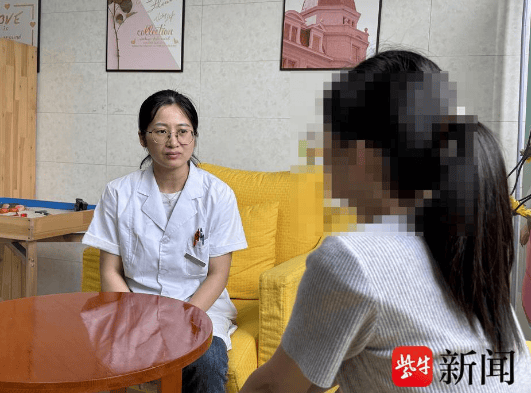 “你是姐姐，應(yīng)該讓著弟弟”，被父母要求讓著只小1歲的弟弟，13歲姐姐抑郁了