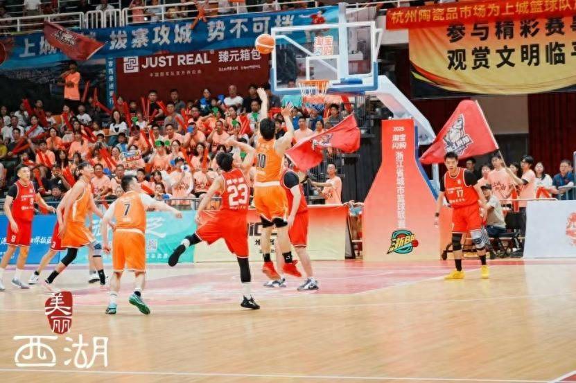 厲害！浙大95后博導(dǎo)白天搞科研，晚上打浙BA