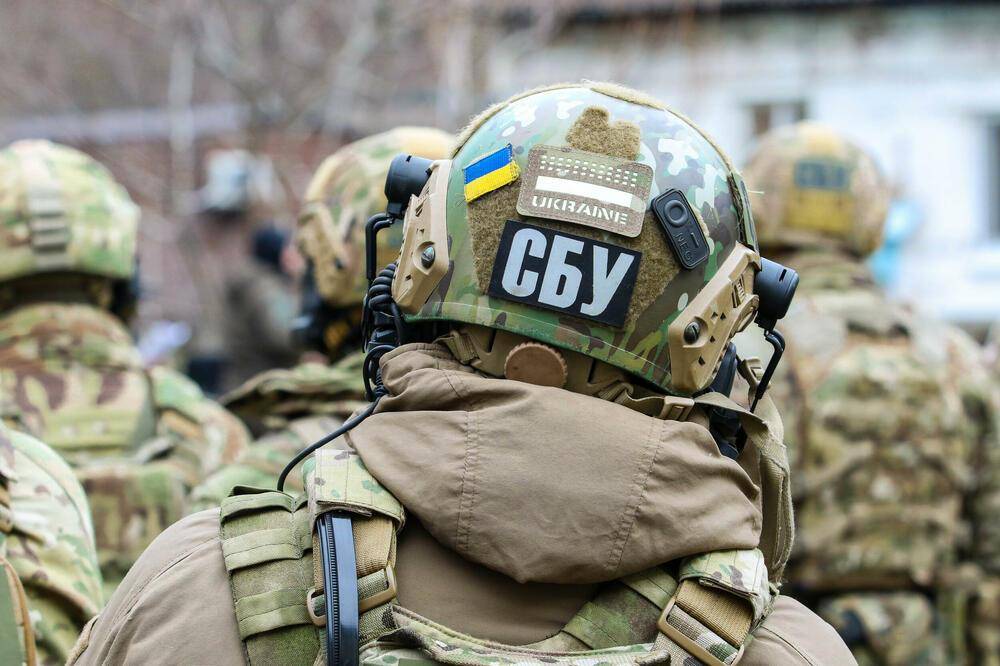 軍隊嘩變開始了，俄烏同時暴露重大危機？澤連斯基最先捅了馬蜂窩