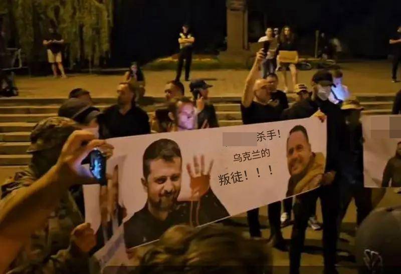 軍隊嘩變開始了，俄烏同時暴露重大危機？澤連斯基最先捅了馬蜂窩
