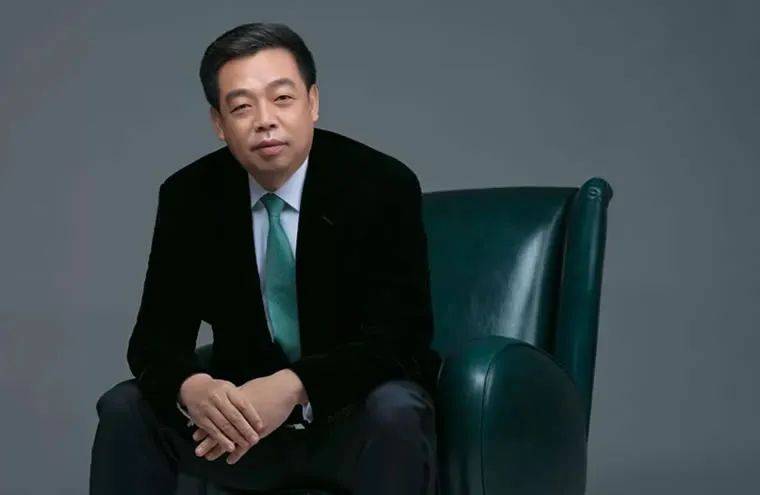 湖北首富汪林朋：25年把央企變私企，最后跳樓了！