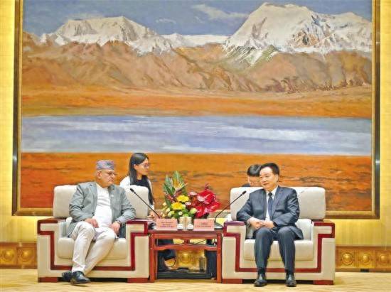 王君正會(huì)見尼泊爾甘達(dá)基省首席部長(zhǎng)潘迪