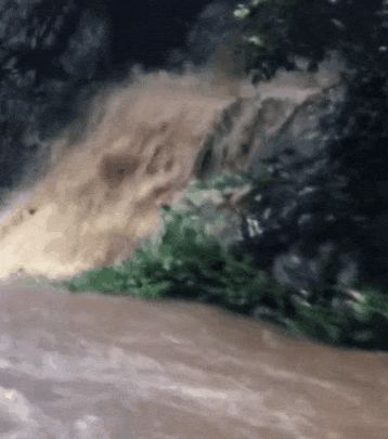 大峽谷漂流突降大雨，24歲女游客落水失聯(lián)！親屬：仍在搜尋中