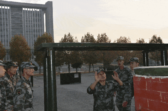 中國特種兵新裝備摸禿美軍，網友：你跟我說這是解放軍？