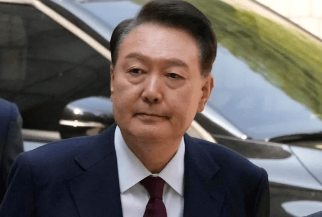 尹錫悅判了，傷害性不大，侮辱性極強(qiáng)，李在明果斷出手了，還要與朝鮮緩和關(guān)系？