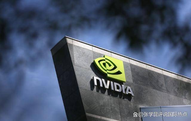 人模狗樣的黃仁勛實則留了一手？中國以牙還牙，打得美方措手不及