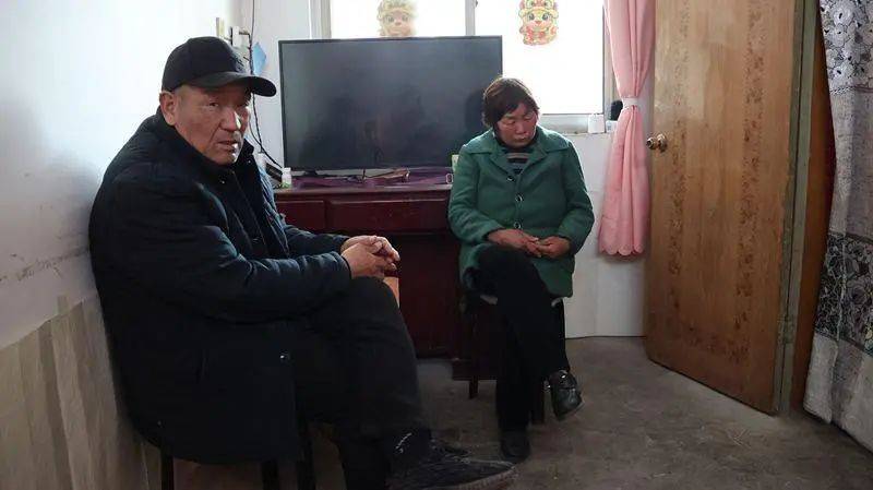 山西女教師新婚8個(gè)月遇害！警方掘墳提取DNA，丈夫被判無罪后再受審