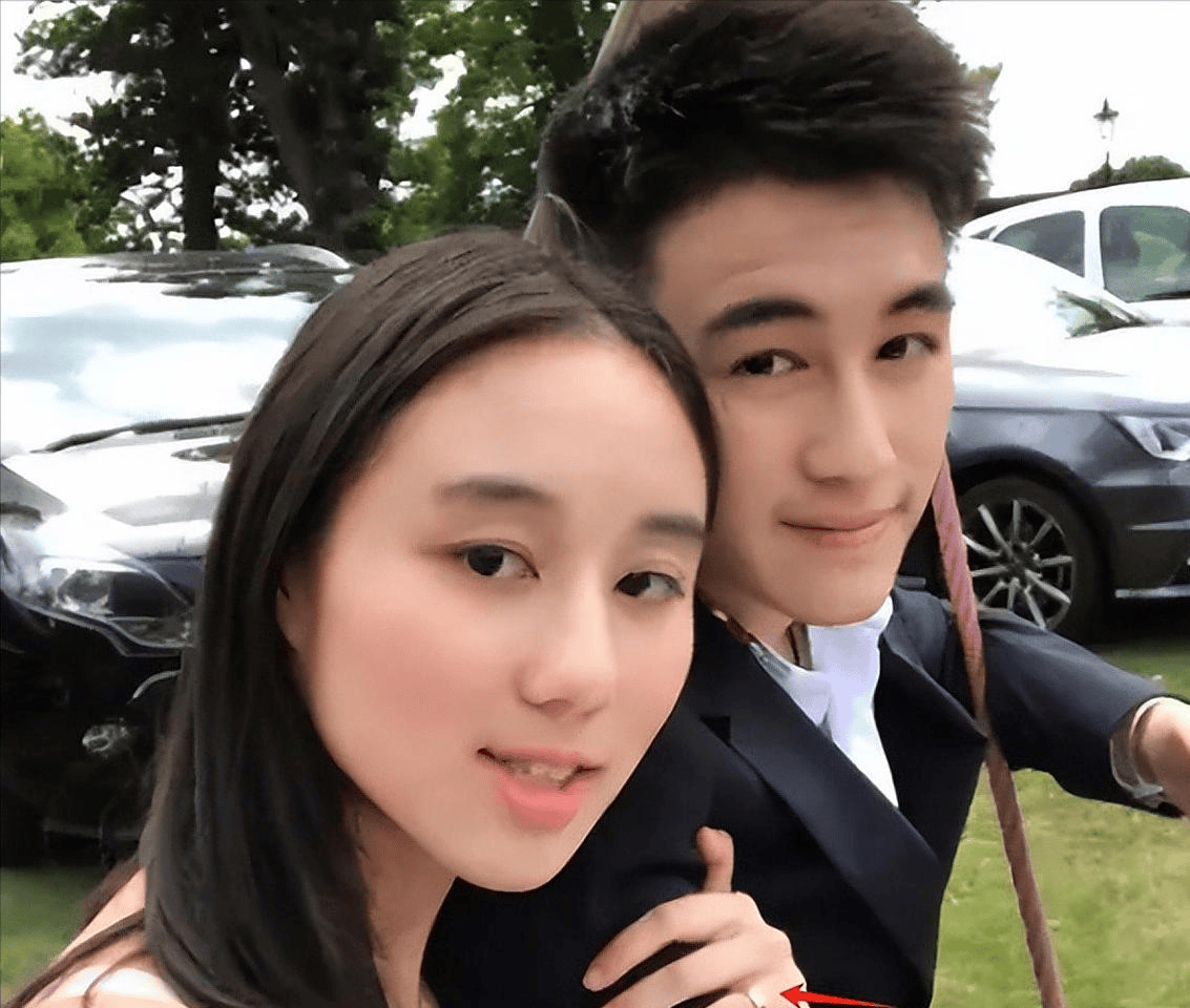 考古|何猷君五年3次辟謠私生子傳聞，親妹妹也卷入風波，本尊：這瓜連我也不懂