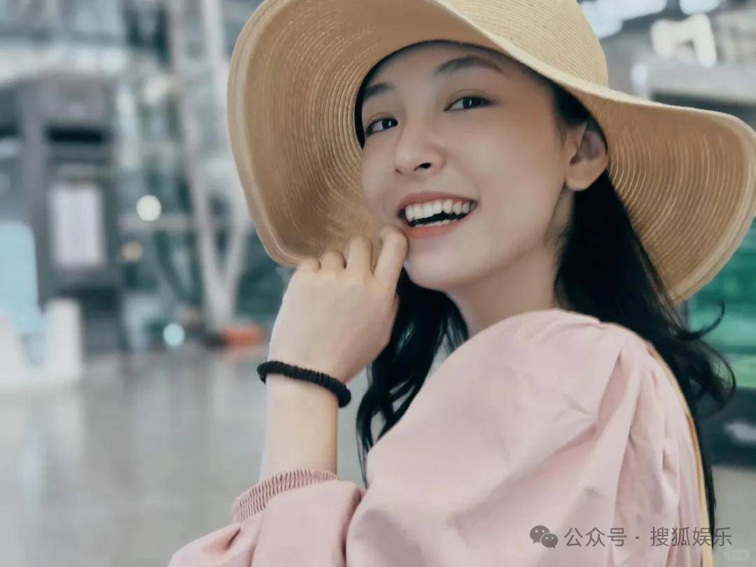 離婚三年又被拍到親密逛超市，他倆這是純帶娃還是真復(fù)合了？