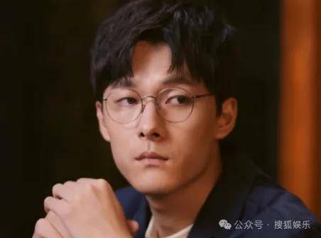 離婚三年又被拍到親密逛超市，他倆這是純帶娃還是真復(fù)合了？