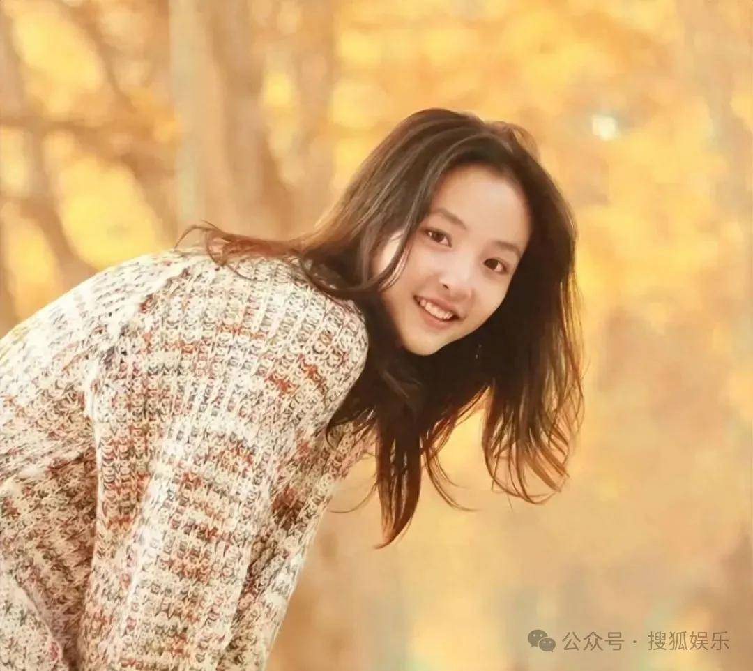 離婚三年又被拍到親密逛超市，他倆這是純帶娃還是真復(fù)合了？