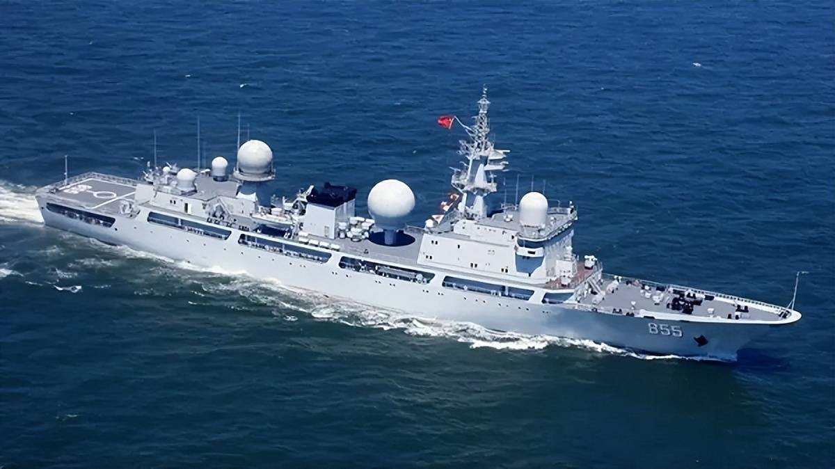 臺(tái)名嘴：多架美軍無(wú)人機(jī)襲擊中國(guó)軍艦，激烈對(duì)抗后全部墜落海中