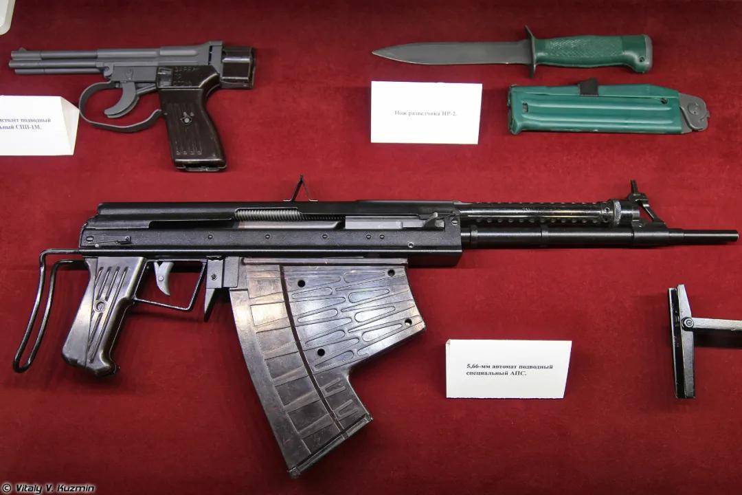 解放軍海軍裝備俄制AKS-74U，為啥不用國(guó)產(chǎn)步槍？