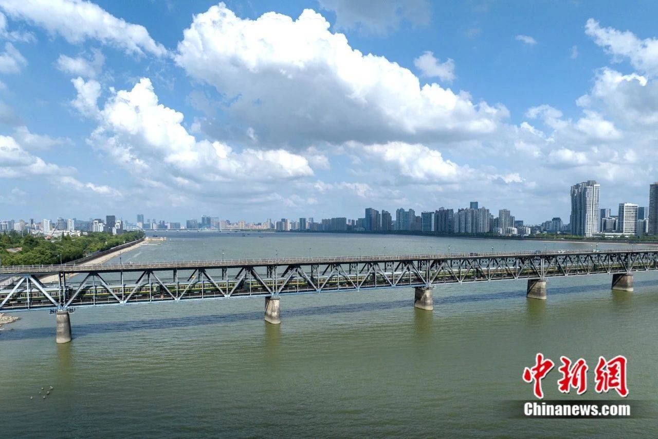 通車僅89天的錢塘江大橋，茅以升為何主持將其炸毀?