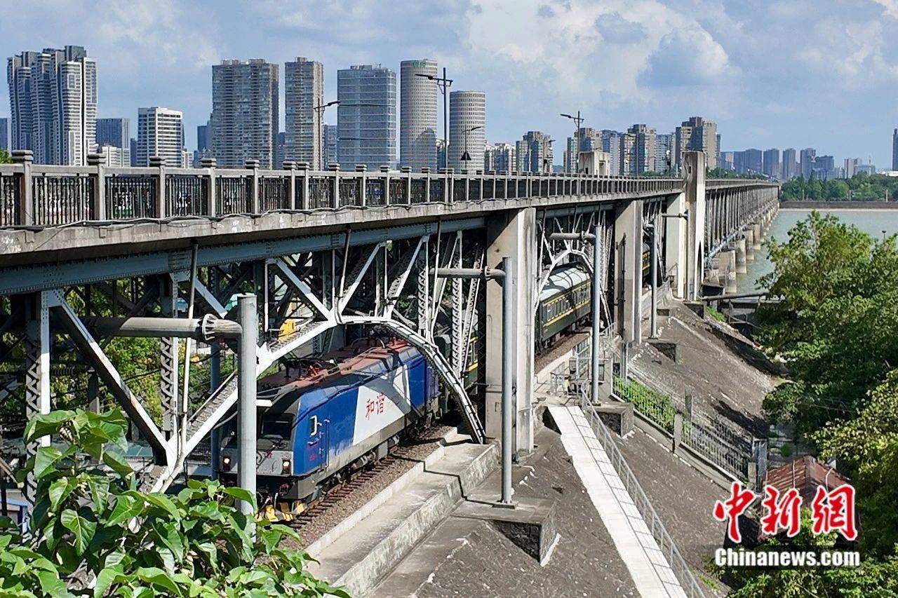 通車僅89天的錢塘江大橋，茅以升為何主持將其炸毀?