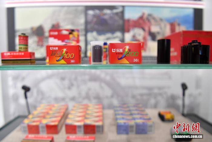 13年后重返市場(chǎng) “中國(guó)膠卷之王”樂凱煥新歸來